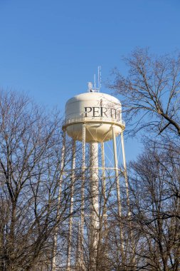 Perth, Kanada - 27 Nisan 2025 Ontario kasabasındaki su kulesi