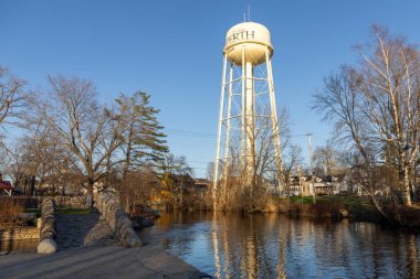 Perth, Kanada - 27 Nisan 2025 Ontario kasabasındaki su kulesi