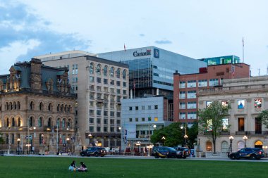 Ottawa, Kanada - 16 Mayıs 2024: Ottawa şehir merkezindeki Parliament Hill yakınlarındaki şehir manzarası