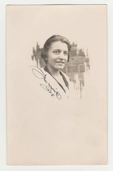 Hodonin Czechoslovak Republic Circa 1925 Vintage Portrait Woman Her Signature — стоковое фото