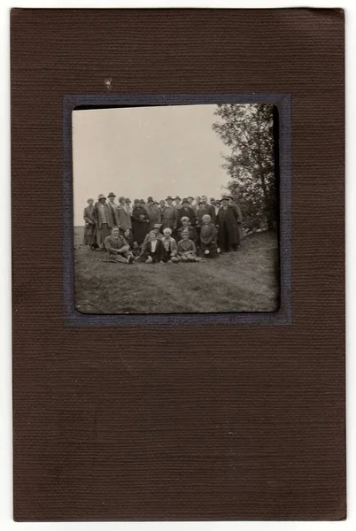 Czechoslovak Republic Circa 1940S Vintage Photo Shows People Trip — Stock Photo, Image