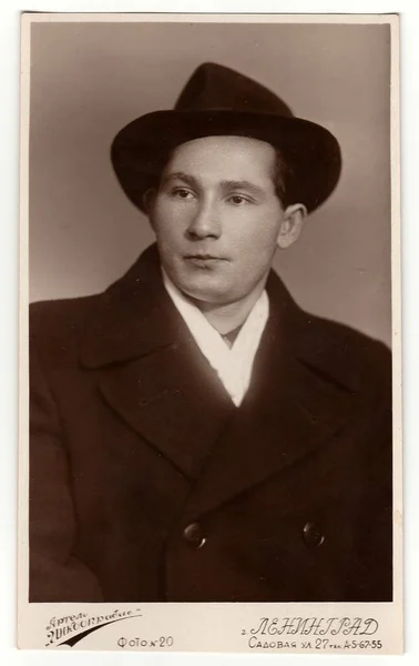 Leningrad Sssr Prosince 1953 Vintage Portrét Mladého Muže — Stock fotografie