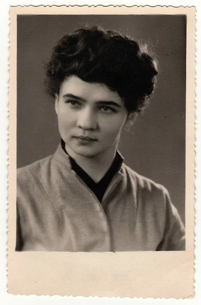 Gorkij Ussr 1957 Vintage Studio Portrait Young Woman — 스톡 사진