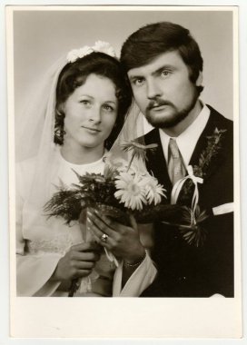 Çekoslovak Sosyalist Cumhuriyeti - 1970'li yıllarda yaklaşık: Yeni evliler Vintage Fotoğraf.