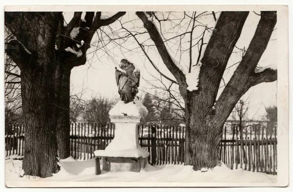 Repubblica Czechoslovak Circa 1940 Foto Dell Epoca Mostra Una Statua — Foto Stock