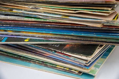 Orijinal kollu eski vinil tekler grubu, 7 inç plak kapakları..