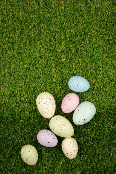 Jaja Wielkanocne Zielonej Trawie — Zdjęcie stockowe