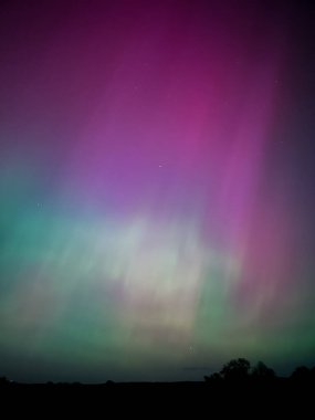 Kuzey ışıkları ya da gökyüzündeki Aurora borealis