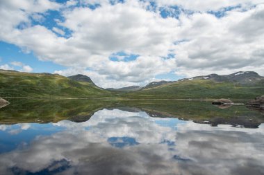 Hemsedal vadisindeki Eldrevatnet Gölü, Sogn og Fjordane, Norveç