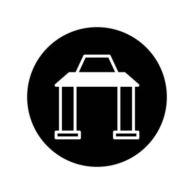 Tek renkli kemer yolu simgesi. Grafik tasarımı ve mimari uygulamalar için basit bir çizim. Bu sembol, minimalist tarzda girişleri, geçitleri ve mimari yapıları temsil eder..