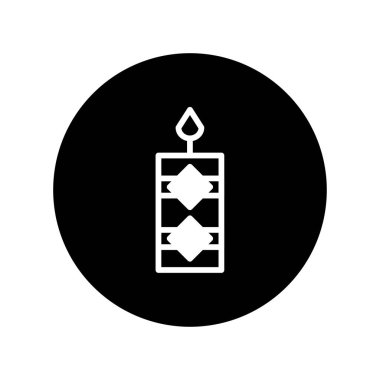 Geometrik şekillere sahip minimalist bir mum ikonu siyah bir çember arkaplan üzerine kurulur. Bu tasarım yaratıcı projelere zarafet katmak için mükemmeldir..