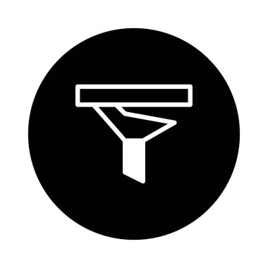 Ticari, pazarlama ve teknolojiyle ilgili tasarımlar için uygun, siyah bir çemberin merkezindeki beyaz huni ikonunun yer aldığı minimalist illüstrasyon. Veri analizini veya dönüştürmeyi simgeler.