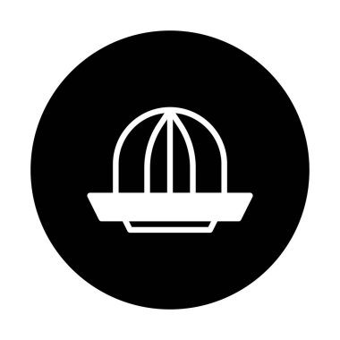 Siyah beyaz bir limon sıkacağının minimalist bir çizimi, yemek pişirme, sağlık ve beslenme ile ilgili simgeler, logolar veya grafik tasarımlar için mükemmeldir..