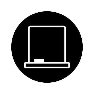 Kara tahtayı tasvir eden basit bir siyah beyaz simge. Eğitim, okul ve öğrenmeyle ilgili tasarımlar için ideal. Minimalist ve modern stil.