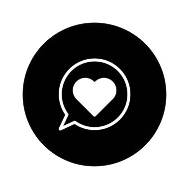 Konuşma balonunun içindeki kalbi gösteren basit bir siyah beyaz ikon. Çevrimiçi olarak sevgi, destek veya olumlu geri bildirim iletimi için ideal.