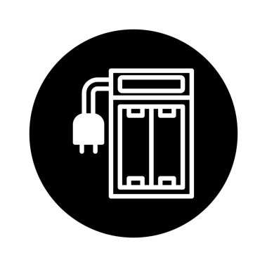 Enerji, teknoloji ve modern kolaylığı sembolize eden bir pil şarj cihazının minimalist siyah beyaz simgesi. Basit tasarım uygulamalar için harika.