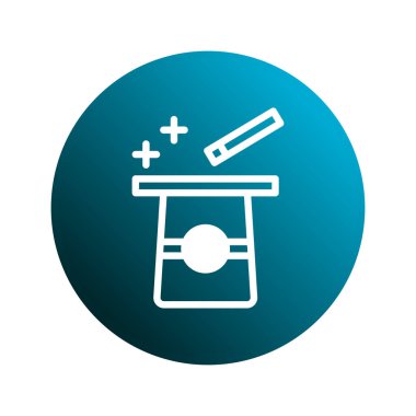 Bu grafik, bir silindir şapkanın üzerine gizemi, eğlenceyi ve illüzyonu sembolize eden sihirli bir değneği gösteriyor. Bir merak, büyü ve heyecan hissi taşır..