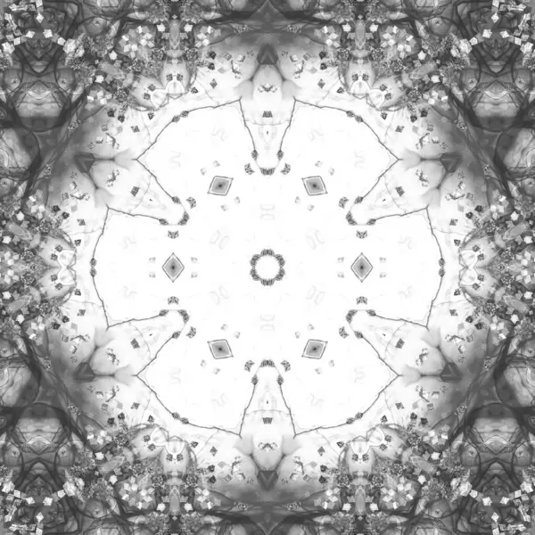 Soyut Bilgisayar Fraktal Tasarımı. Fraktal hiç bitmeyen bir desen. Fraktallar, farklı ölçeklerde kendine benzeyen sonsuz derecede karmaşık kalıplardır. Cep telefonu duvar kağıdı için harika.