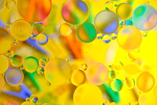Fondo Multicolor Abstracto Brillante Con Círculos Aceite Sobre Una Base —  Fotos de Stock