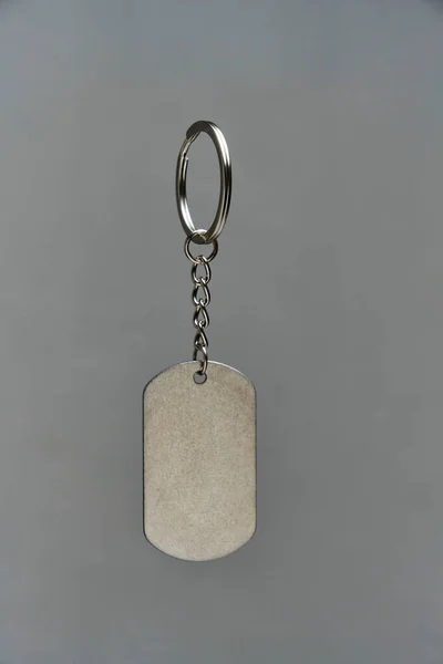 Metal Keychain Gray Background — Stock Photo, Image