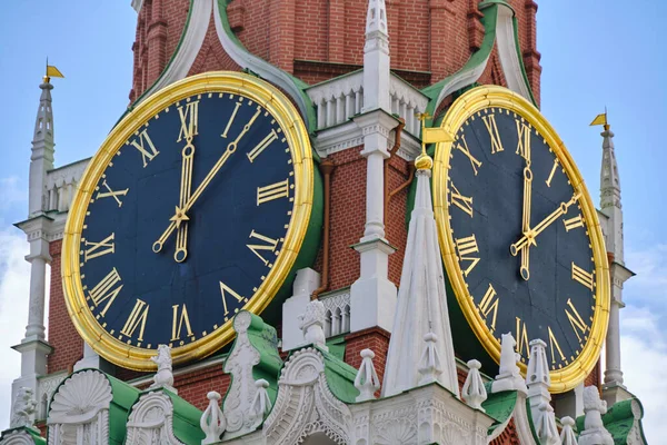 Moscou Rússia 2023 Relógio Torre Spasskaya Kremlin Close Contra Céu — Fotografia de Stock
