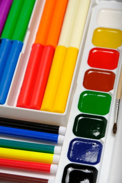 Children School Set Creativity Drawing Watercolor Paints Felt Tip Pens — Stock Photo, Image