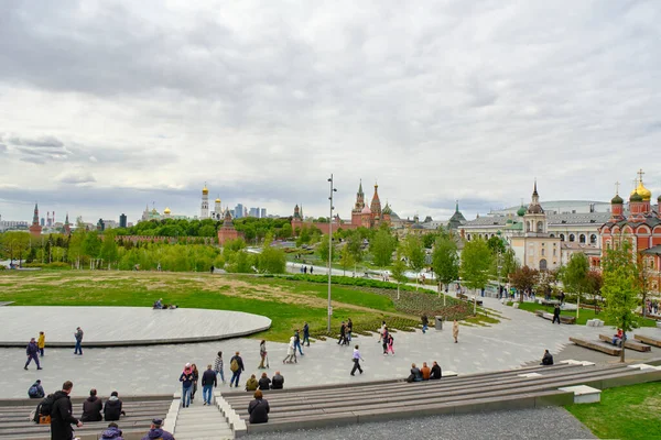 Moscow Russia 2023 View Kremlin Cathedral Christ Savior Zaryadye Park — Stock Photo, Image