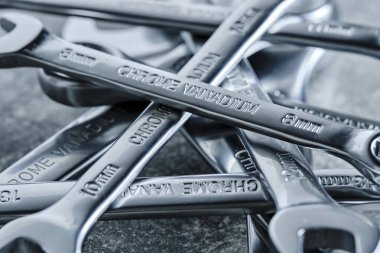 Anahtar takımı gri beton arkaplan