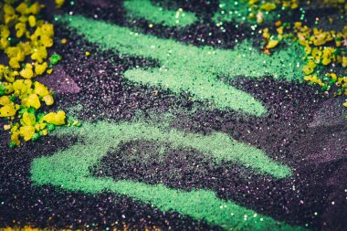 Yaz yeşillikleri ve sarılarda makro soyut arkaplan