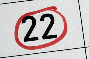 Takvimde yirmi saniye kırmızı işaretle daire içine alınır