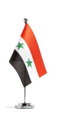 Suriye masa bayrağı beyaz arkaplanda izole edildi
