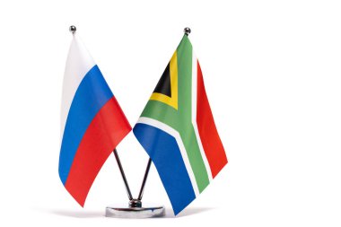 Beyaz arka planda Rusya ve Güney Afrika Cumhuriyeti masa bayrağı