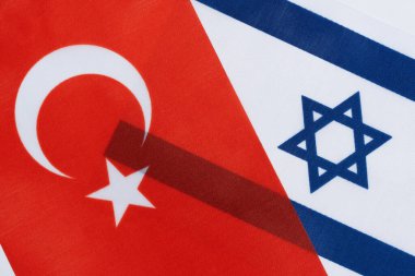 Geçmiş, Türkiye Cumhuriyeti ve İsrail bayrağı