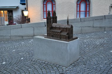 Eski İsviçre kilisesi modeli..