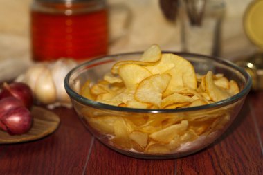 Keripik Singkong ya da Cassava Chips, Endonezya 'nın geleneksel bir atıştırmalık ürünüdür.