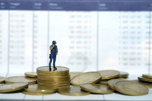 Personajes Miniatura Juguete Figura Fotografía Concepto Protección Cuenta Bancaria Oficial —  Fotos de Stock