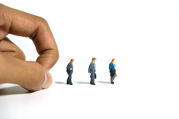 Miniatyr Människor Leksak Figur Fotografi Layoff Konceptet Tre Affärsmän Som — Stockfoto