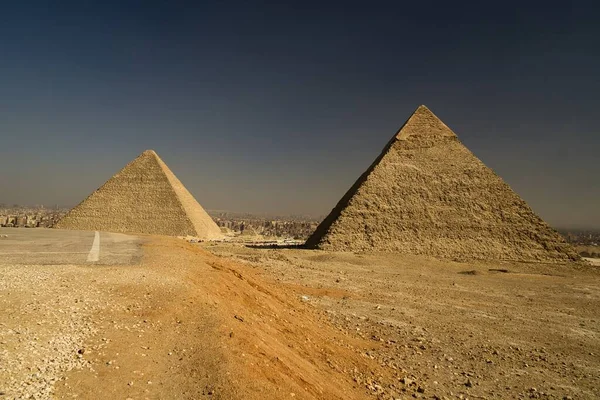 Panoramautsikt Över Berömda Giza Pyramider Egypten Unesco Världsarv Och Sju — Stockfoto