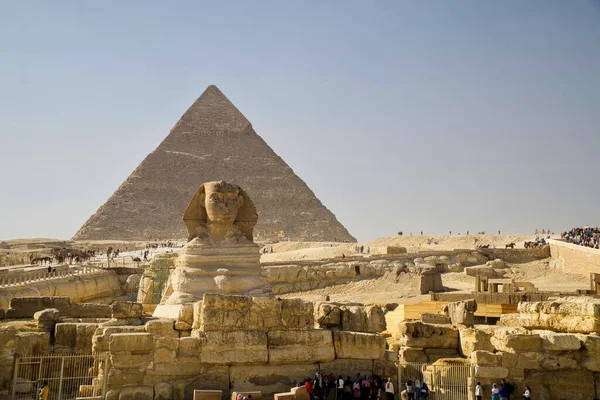 Гиза Египет Ноября 2022 Вид Пирамиды Великий Сфинкс Гизе Упакованы — стоковое фото