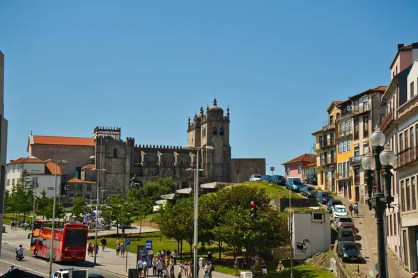 Porto Portugal Juli 2022 Lokalbefolkningen Och Turisterna Kopplar Portos Vackraste — Stockfoto