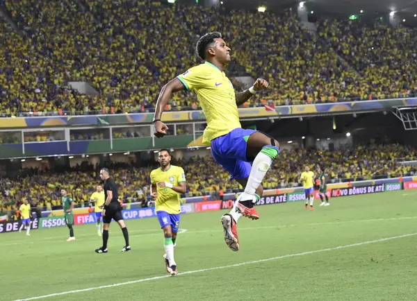 Rio de Janeiro-Brezilya 10 Mart 2023, oyuncu Rodrygo, Brezilya ve Şili takımları arasında Maracan Stadyumu 'nda oynanan maçta