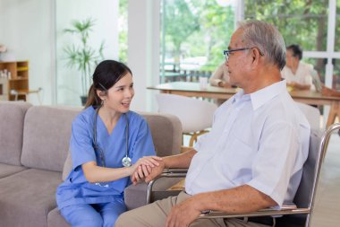 Huzurevi bakım kavramı.