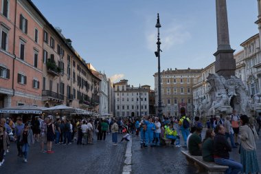 Roma, İtalya - 23 Eylül 2022 - Roma 'nın merkezinde Piazza Navona Meydanı                               