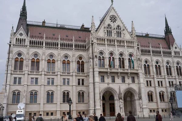 Будапешт Угорщина Квітня 2023 Будівля Парламенту Угорщини Підготовка Візиту Папи — стокове фото