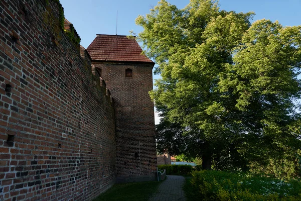 Nymburk Czechy Maja 2023 Średniowieczne Gotyckie Fortyfikacje Słoneczne Wiosenne Popołudnie — Zdjęcie stockowe