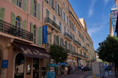 Menton, Fransa 8 Ağustos 2023 - Menton 'da eski bir şehir, Fransız Riviera' sında deniz kentidir.                               