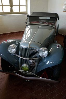 Rozmital modül Tremsinem, Çek Cumhuriyeti - 22 Mart 2025 - Bölgesel Müze - tarihi Aero arabalarının özel koleksiyonu                               