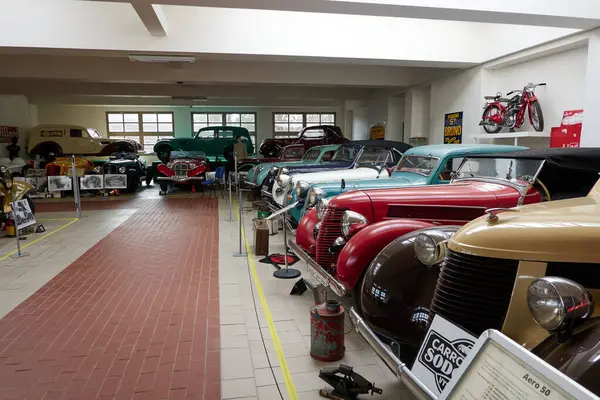 Rozmital modül Tremsinem, Çek Cumhuriyeti - 22 Mart 2025 - Bölgesel Müze - tarihi Aero arabalarının özel koleksiyonu                               