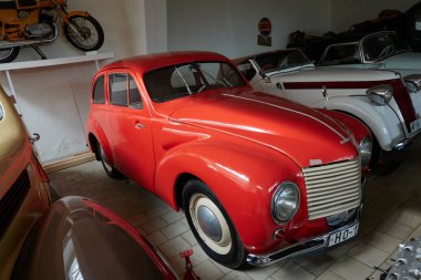 Rozmital modül Tremsinem, Çek Cumhuriyeti - 22 Mart 2025 - Bölgesel Müze - tarihi Aero arabalarının özel koleksiyonu                               