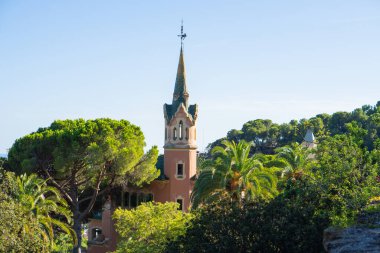 Barcelona 'nın canlı şehir manzarasının manzaralı görüntüsü